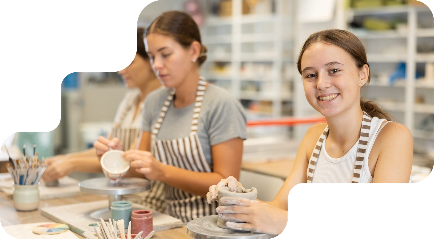 Three friends at a pottery class, booking system for courses and workshops